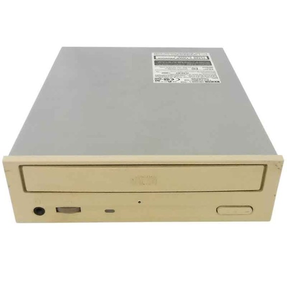 CD-R DRIVE TEAC CD-532S SCSI 5.25in 50 PIN 32x P/N 19770350