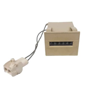ELECTROMAGNETIC COUNTER OMRON MODEL CSKE-6Y